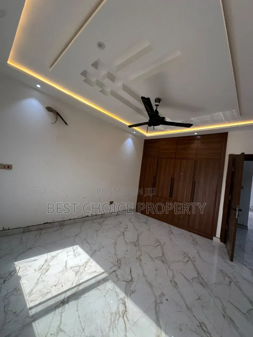 2bdrm Apartment in Lakeside Estate for rent