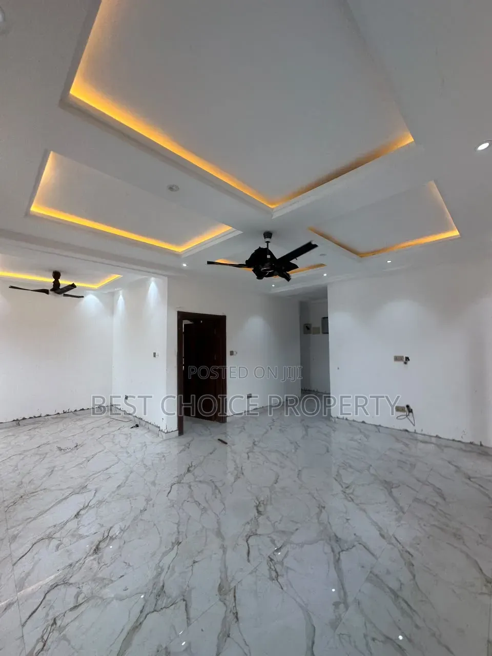 2bdrm Apartment in Lakeside Estate for rent