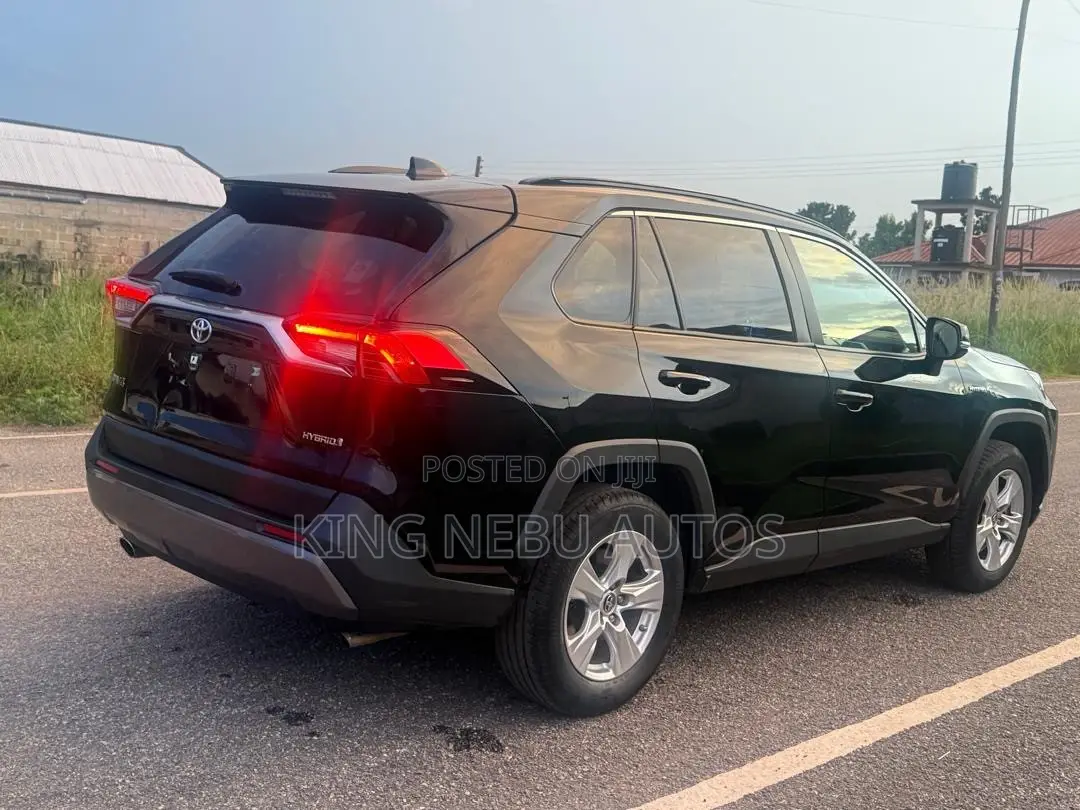 Toyota RAV4 Limited 2022 Black