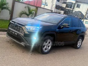 Toyota RAV4 Limited 2022 Black