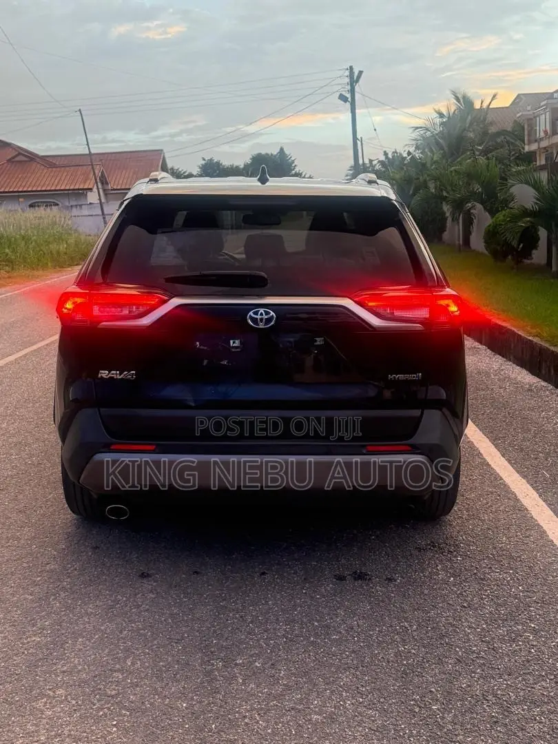 Toyota RAV4 Limited 2022 Black