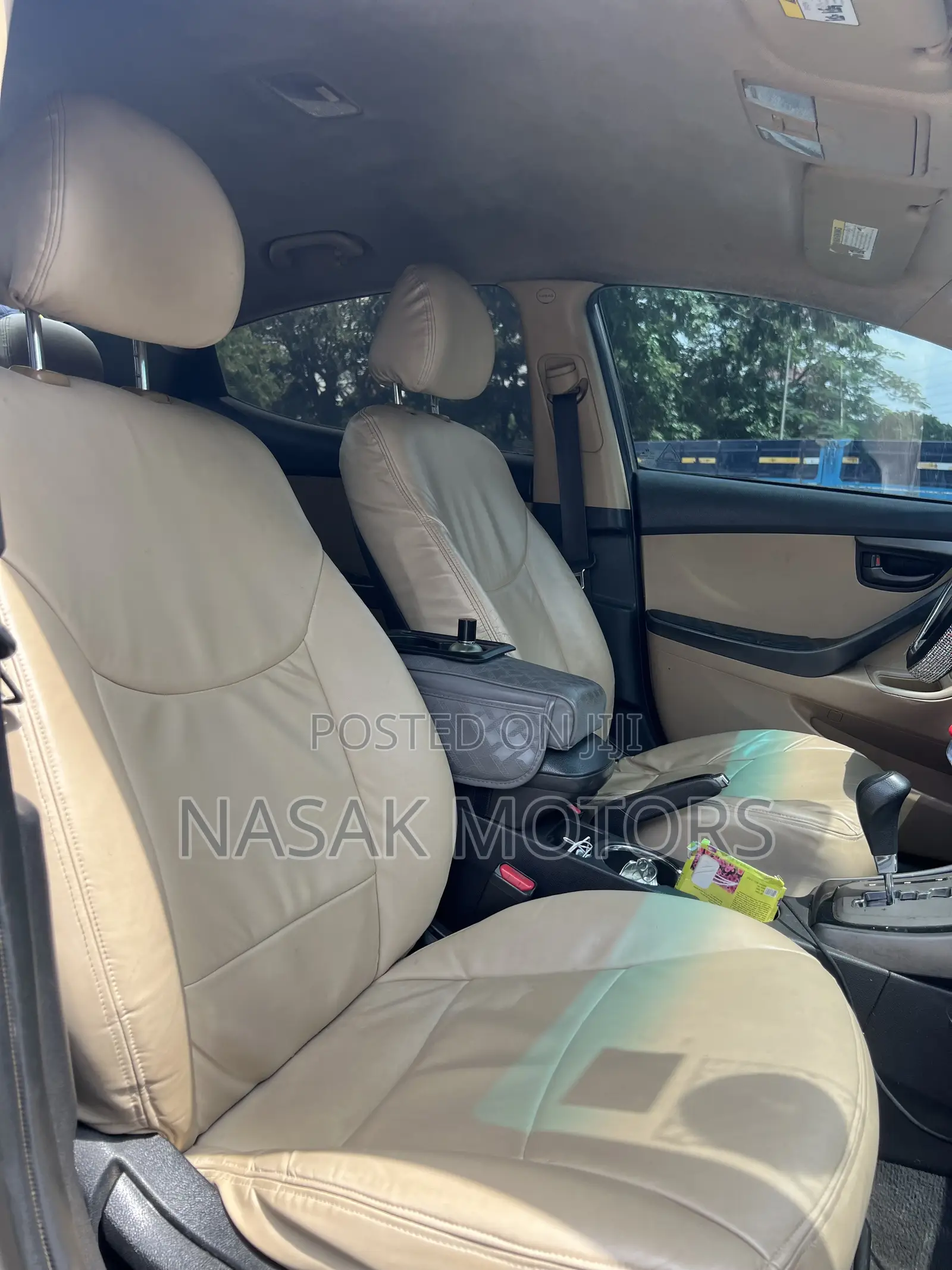 Hyundai Elantra SE 4dr Sedan (1.8L 4cyl 6A) 2014 Gold