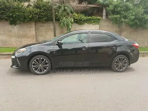Toyota Corolla S 4dr Sedan (1.8L 4cyl CVT) 2016 Black