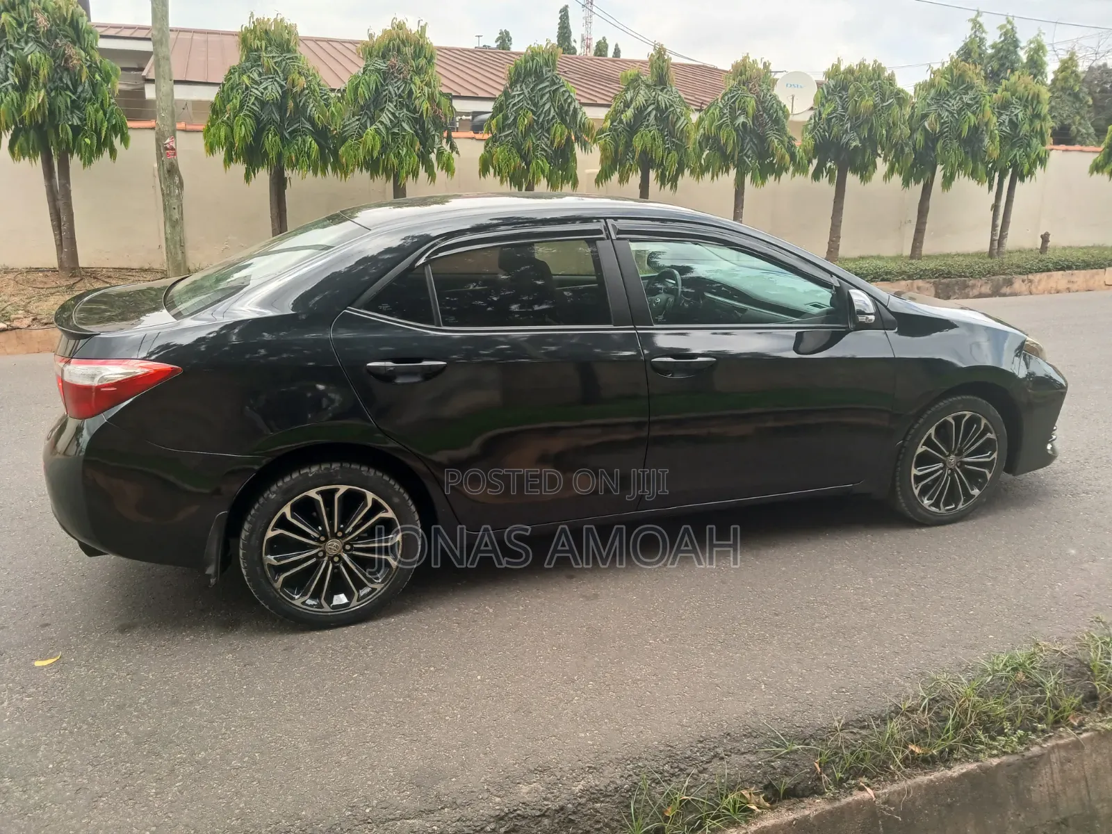 Toyota Corolla S 4dr Sedan (1.8L 4cyl CVT) 2016 Black