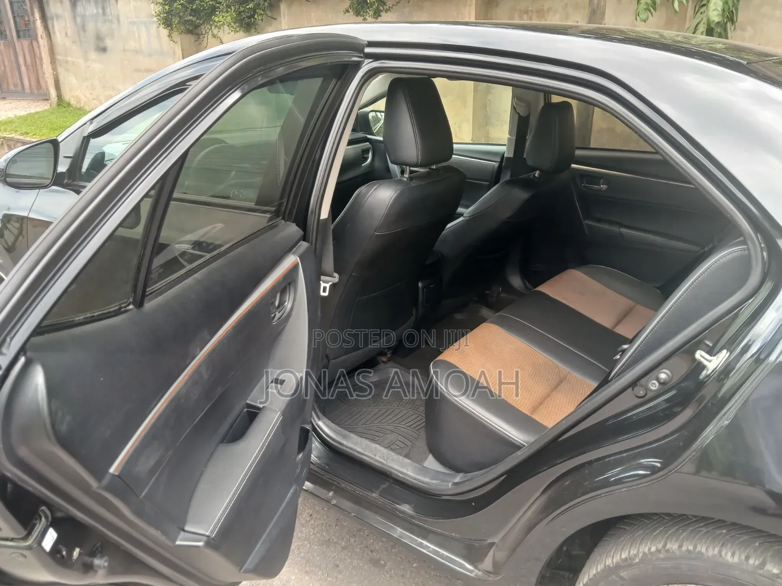 Toyota Corolla S 4dr Sedan (1.8L 4cyl CVT) 2016 Black