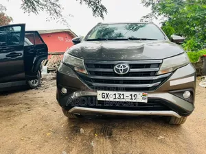 Toyota Rush 1.5 RWD 2019 Gray