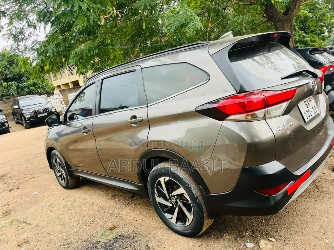 Toyota Rush 1.5 RWD 2019 Gray