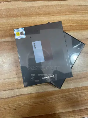 New Samsung Galaxy Z Fold 5 256 GB Silver
