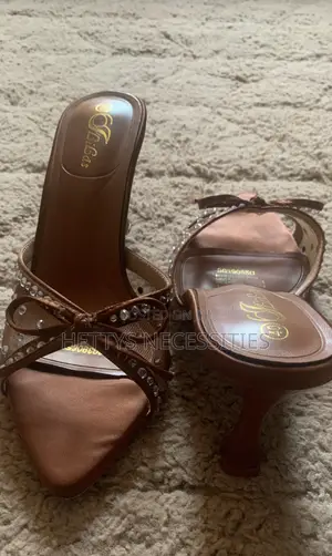 Brown Heels for Sale