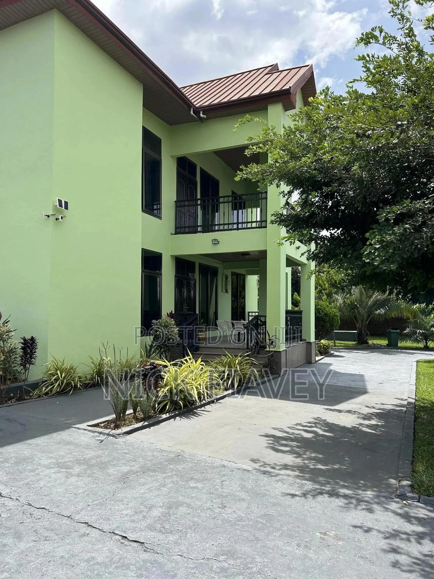 Furnished 4bdrm House in SDA Area for sale