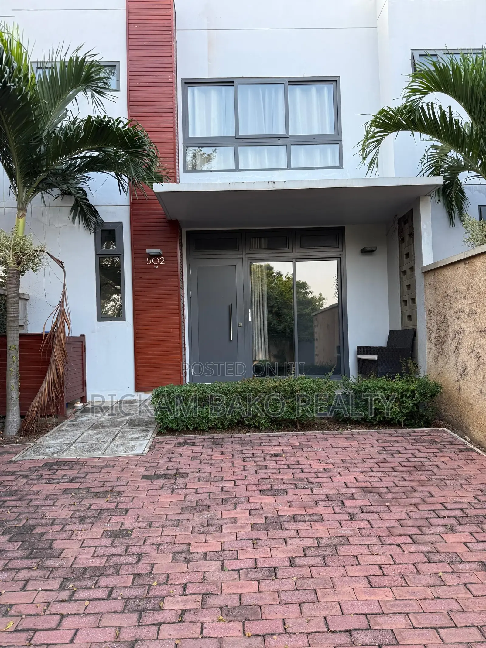Furnished 2bdrm Townhouse / Terrace in Indigo Homes, Accra Metropolitan