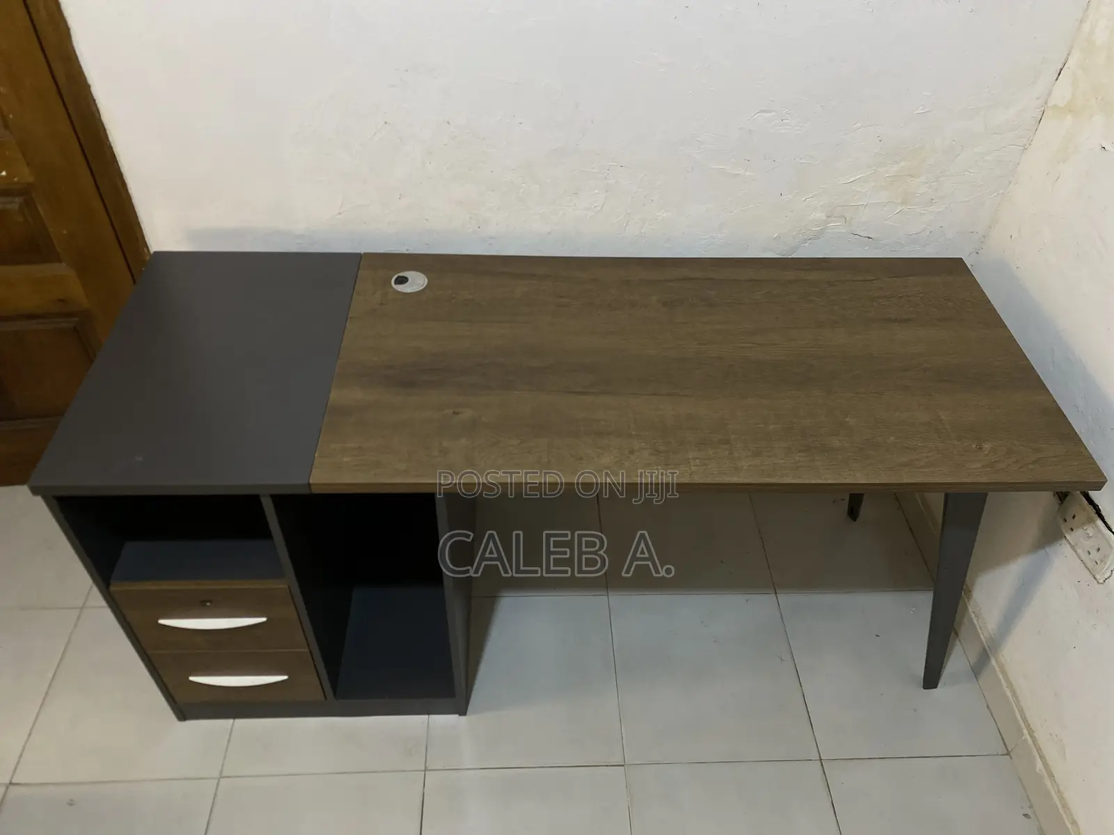 Professional Metal and Polished Wood Office Table