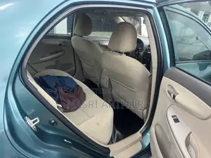 Toyota Corolla LE 4dr Sedan (1.8L 4cyl 4A) 2010 Green