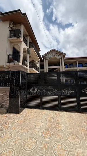2bdrm Apartment in Pokuase Amafrom for rent