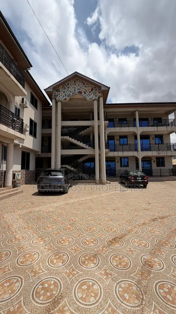2bdrm Apartment in Pokuase Amafrom for rent