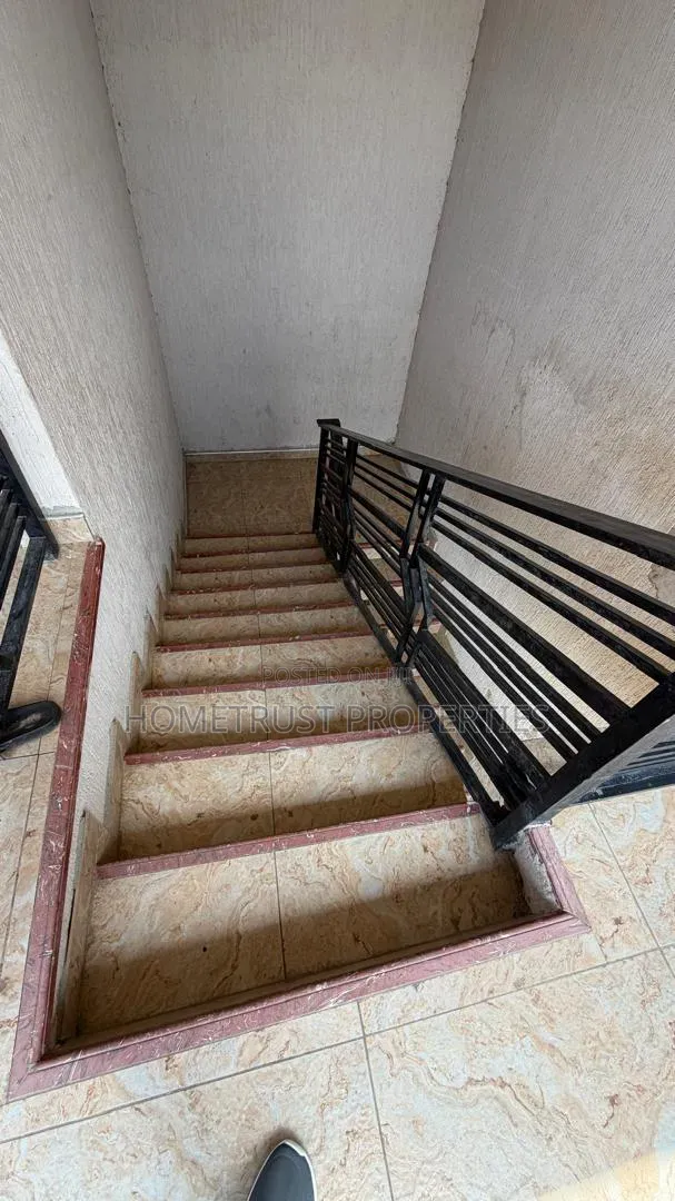 2bdrm Apartment in Pokuase Amafrom for rent