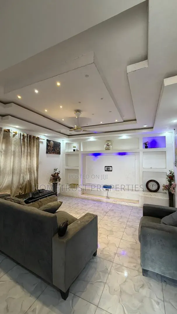 2bdrm Apartment in Pokuase Amafrom for rent