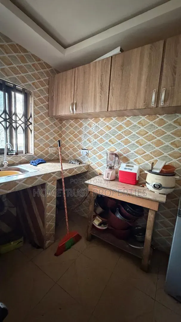 2bdrm Apartment in Pokuase Amafrom for rent