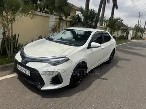 Toyota Corolla S 4dr Sedan (1.8L 4cyl CVT) 2015 White
