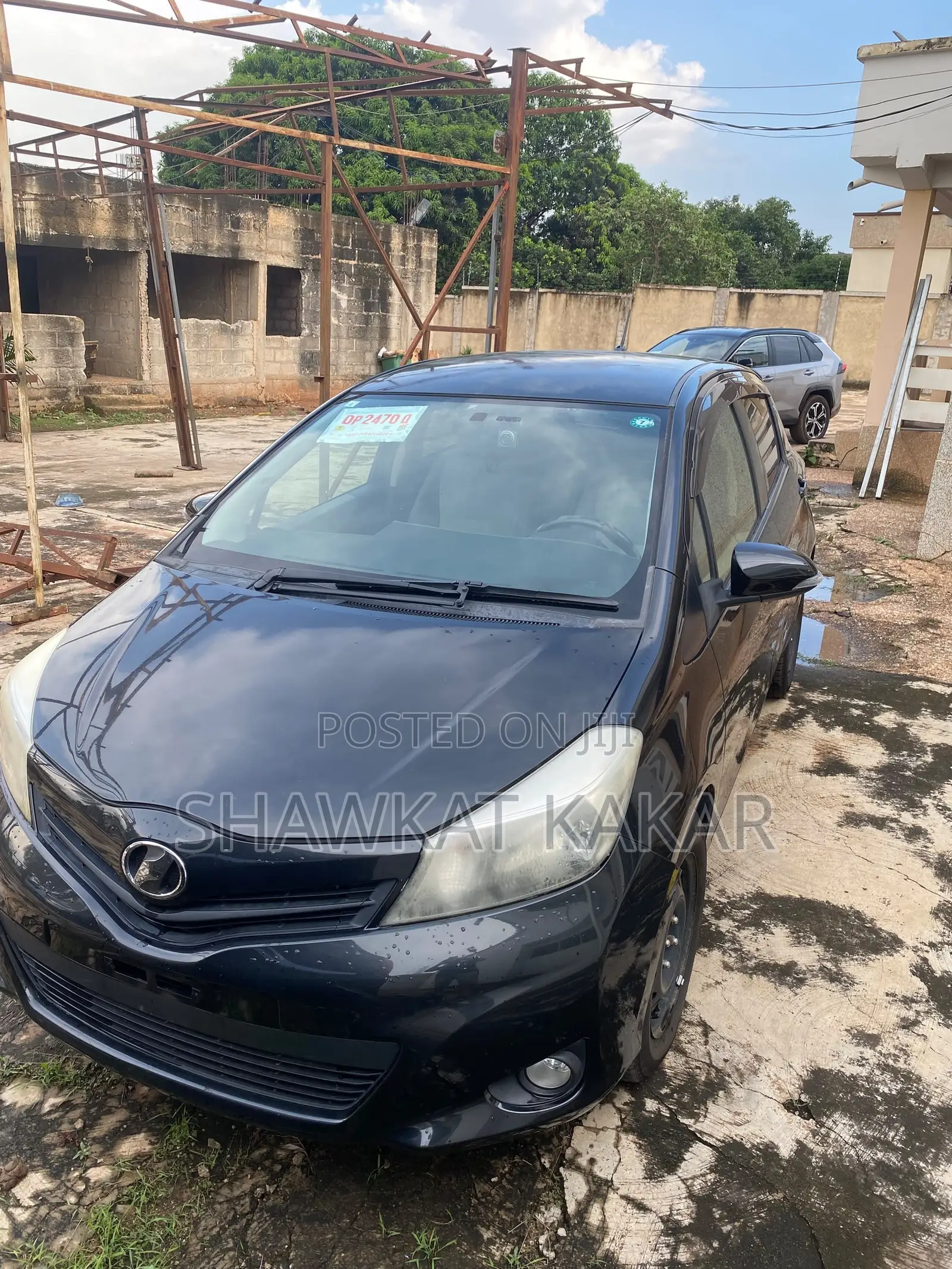 Toyota Vitz 1.3 AWD 3dr 2011 Black