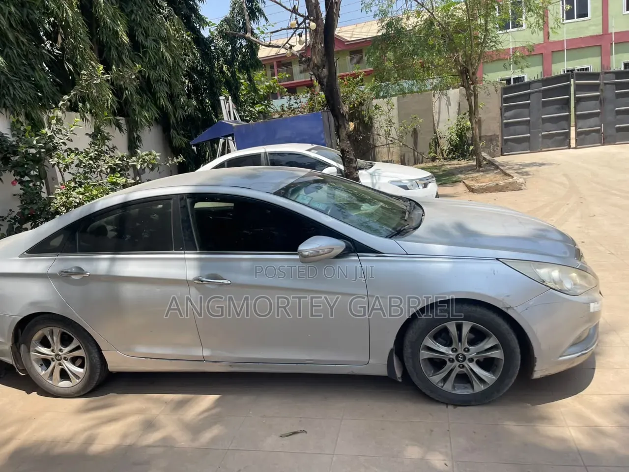 Hyundai Sonata 2012 Silver
