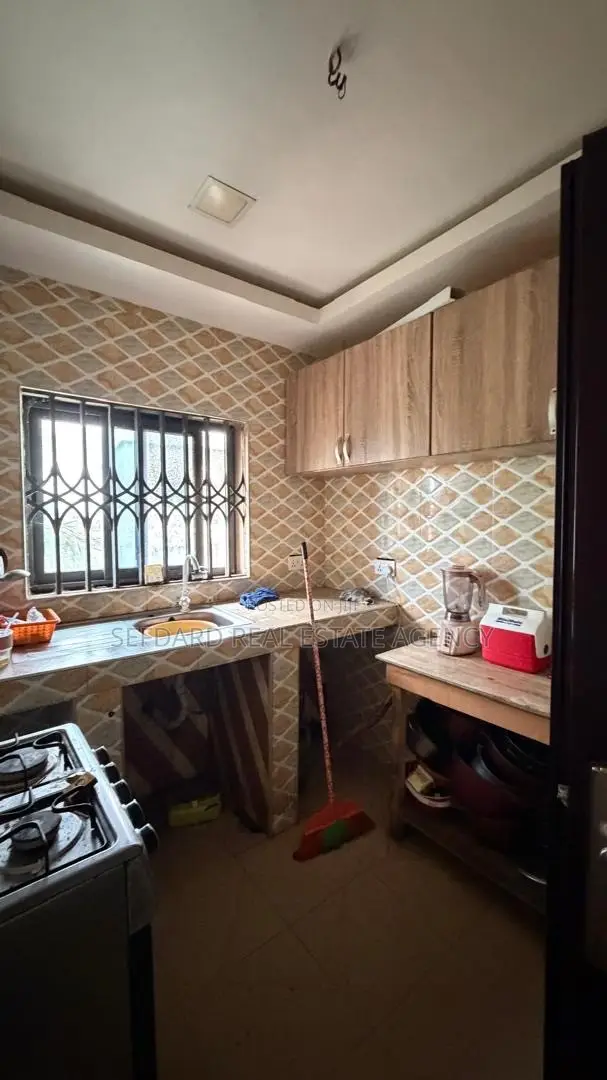 2bdrm Apartment in Sefdard Properties, Pokuase for rent