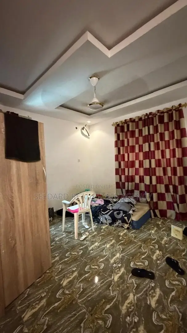 2bdrm Apartment in Sefdard Properties, Pokuase for rent
