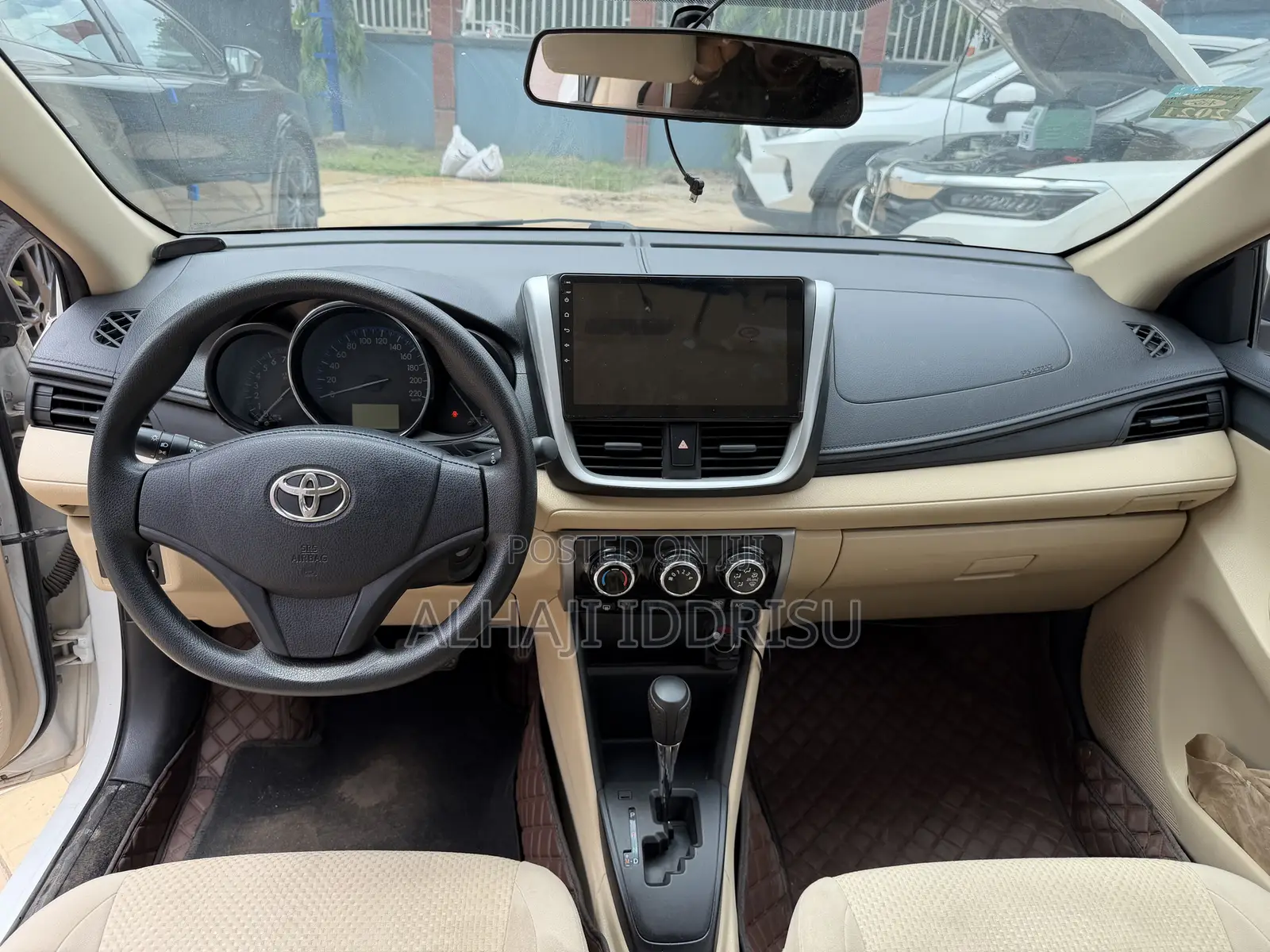 Toyota Yaris LE Hatchback 3dr 2017 White