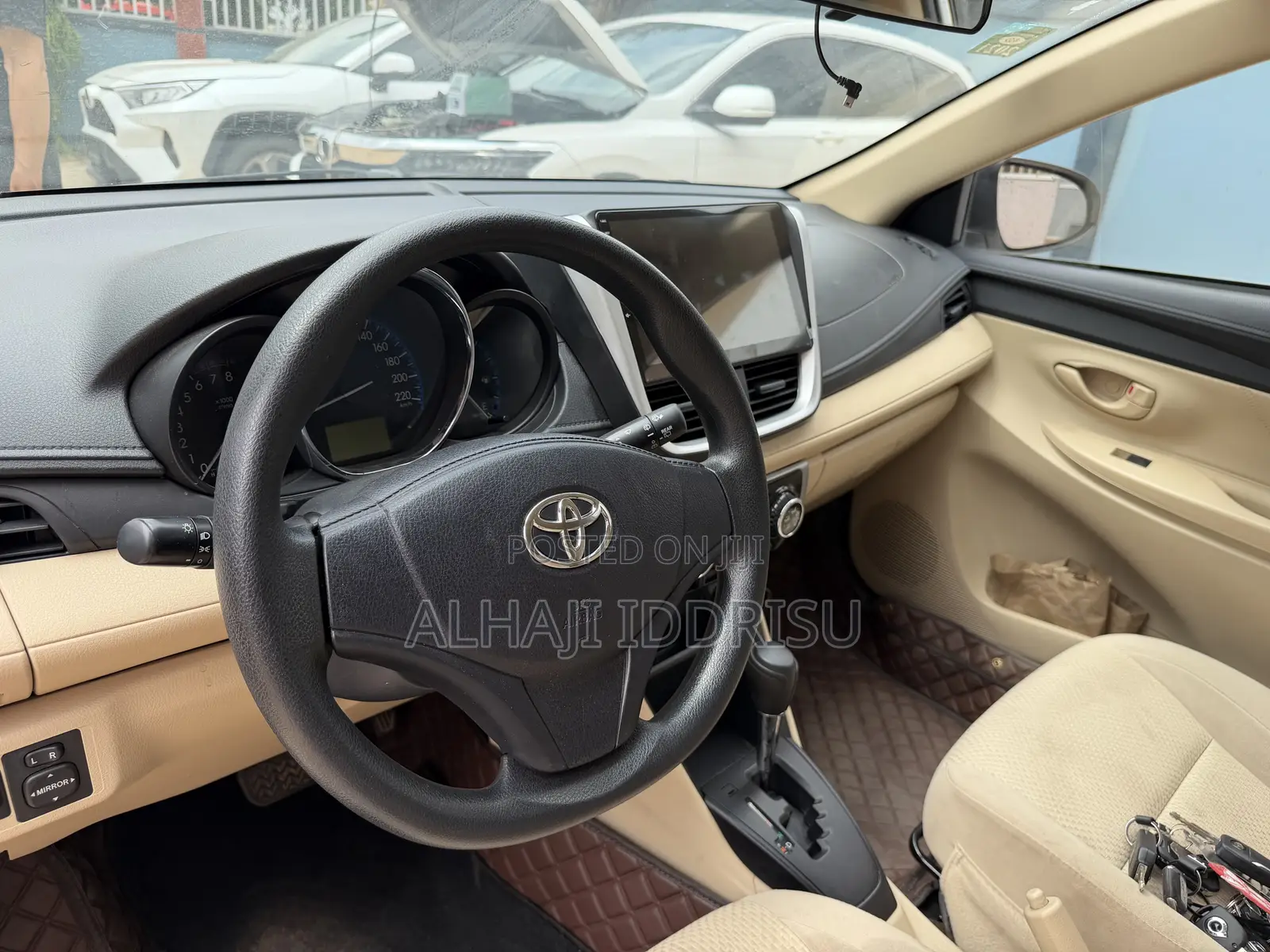 Toyota Yaris LE Hatchback 3dr 2017 White
