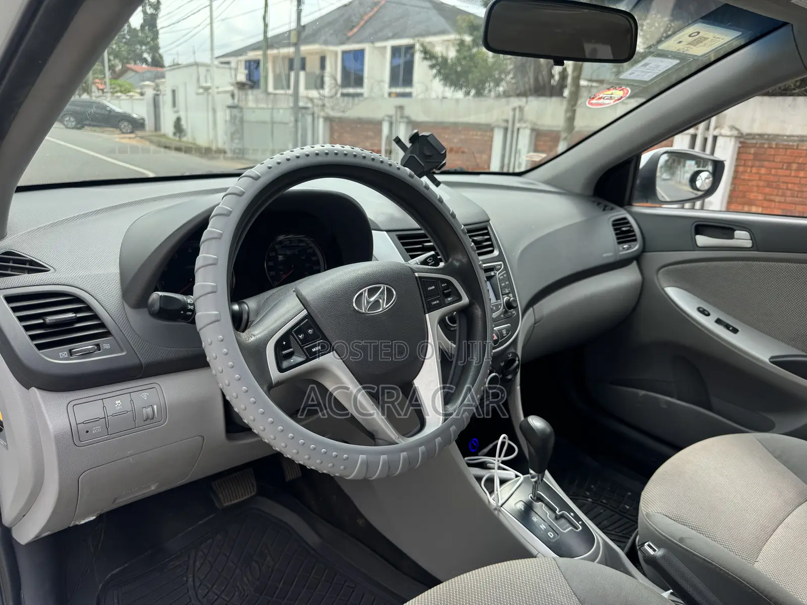 Hyundai Accent 2013 White