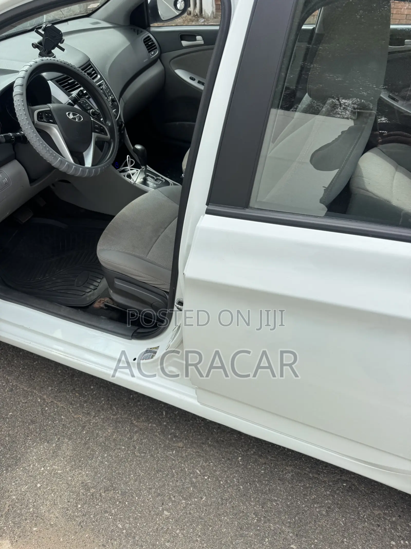 Hyundai Accent 2013 White