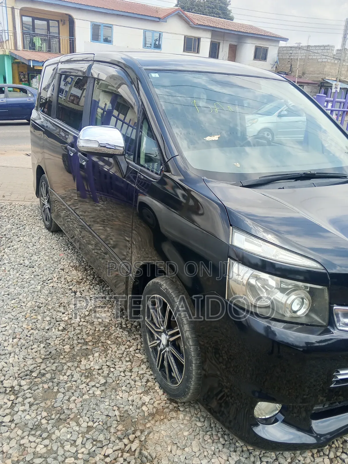 Toyota Voxy 2012 Black