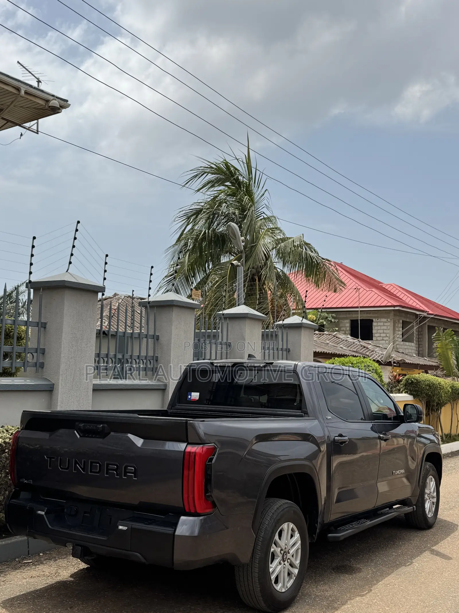 Toyota Tundra SR5 Double Cab 4WD LB 2025 Gray