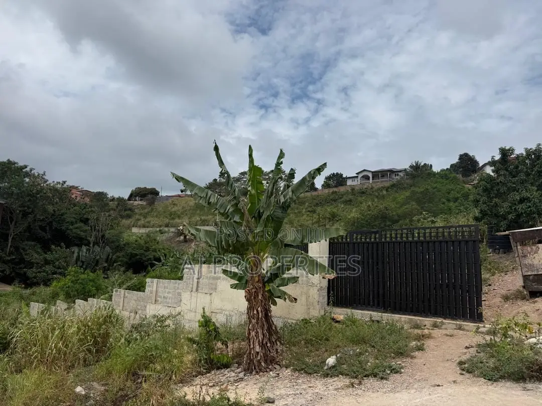 8 Plots of Title Lands for Sale at Aburi Paduase Lodge