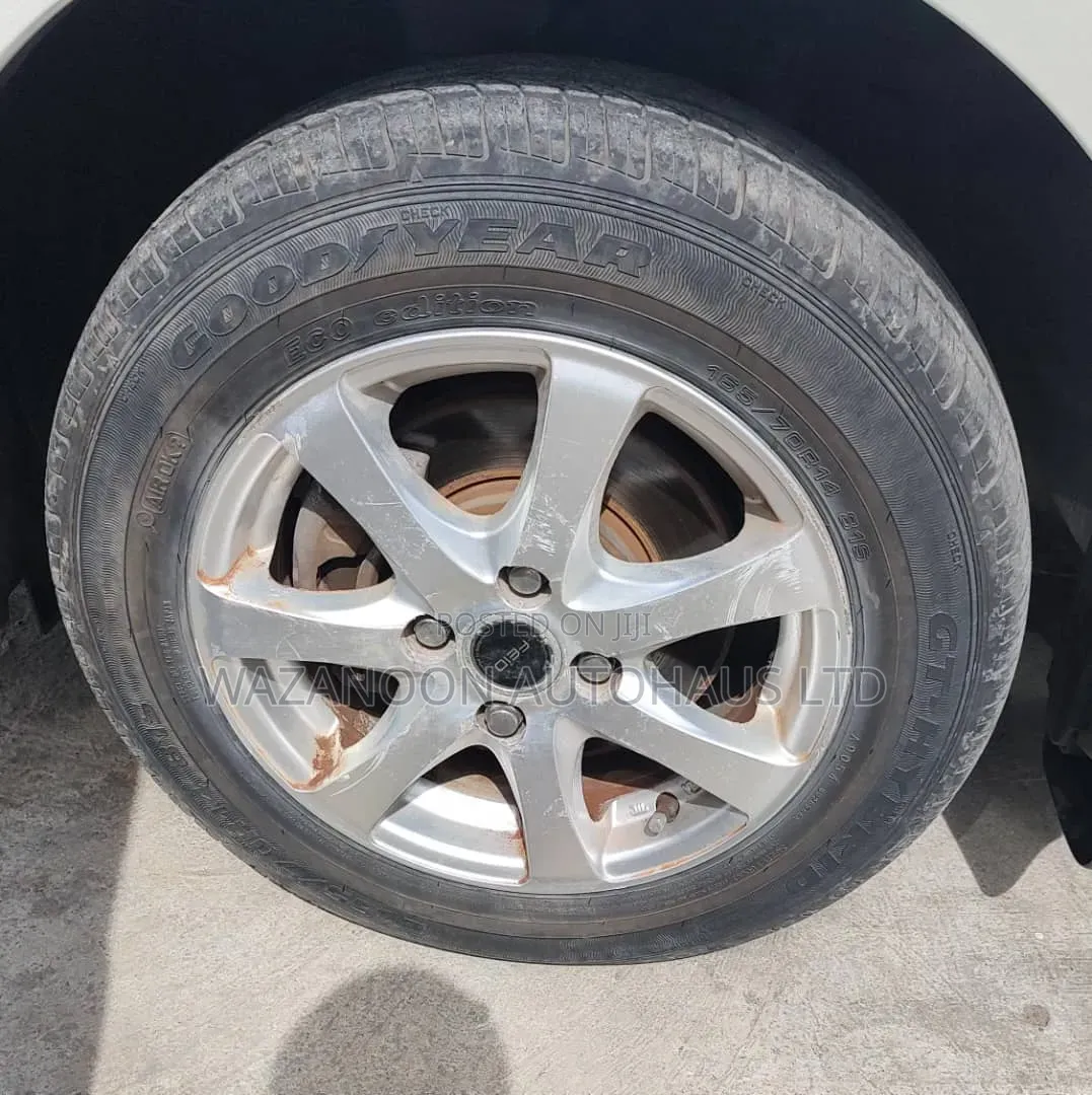 Nissan Latio 1.2 2015 White