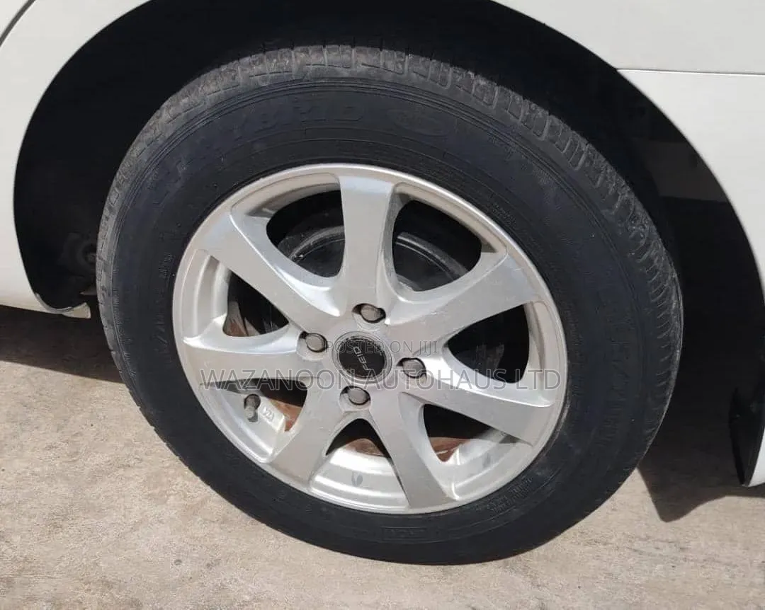 Nissan Latio 1.2 2015 White