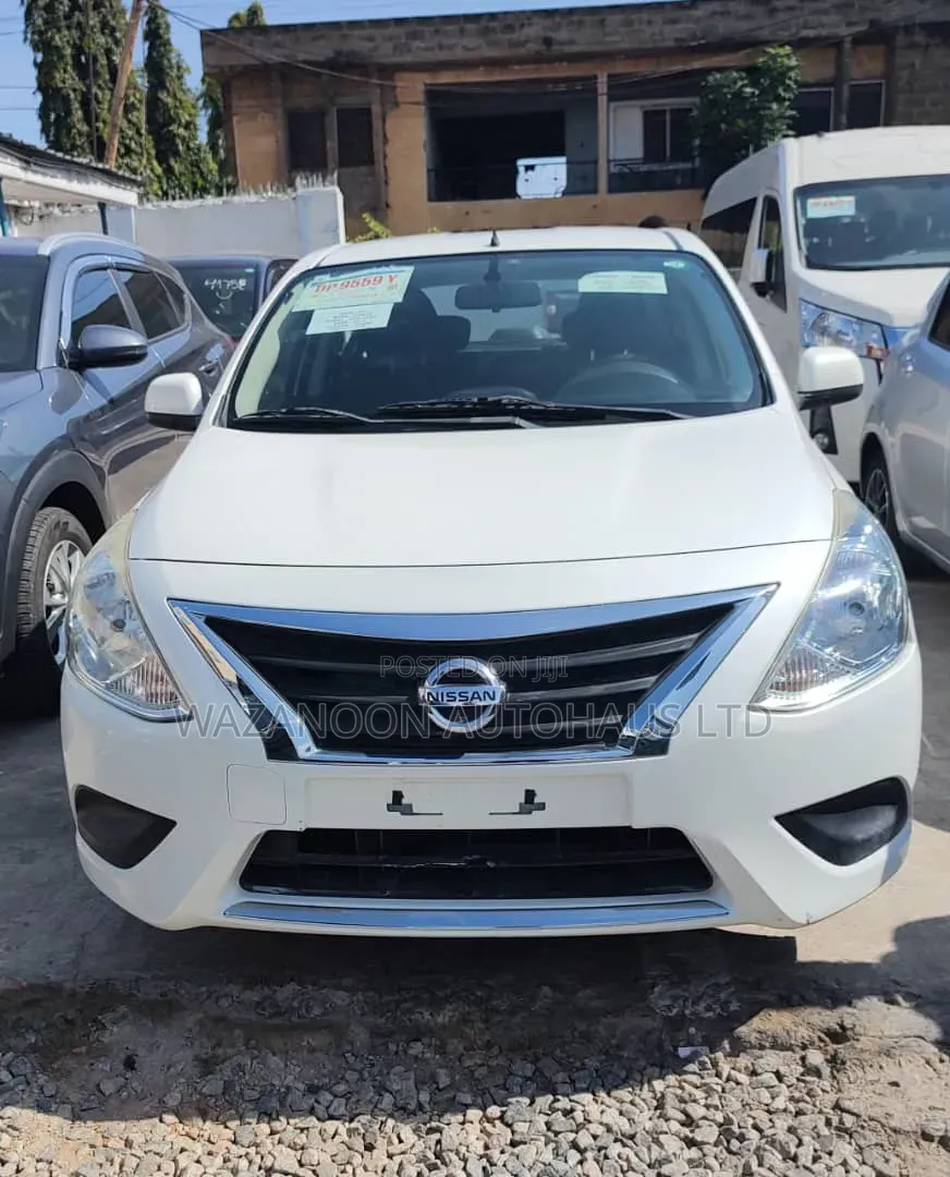 Nissan Latio 1.2 2015 White