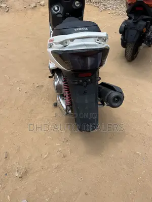 Yamaha 2014 White