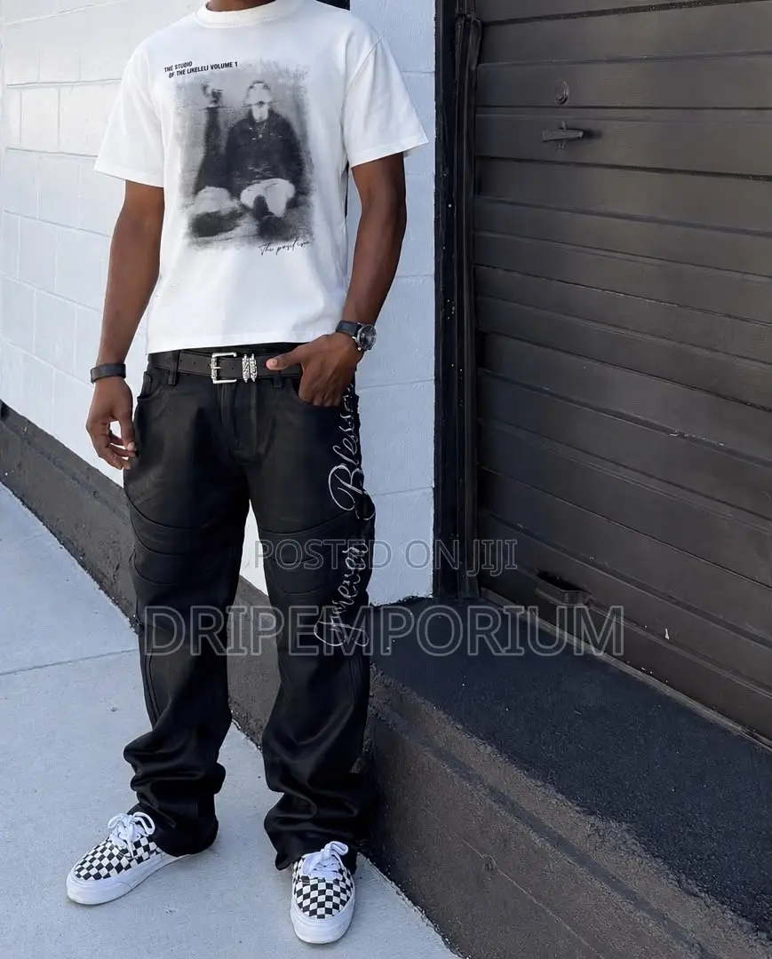 GRAPHIC TEE’s