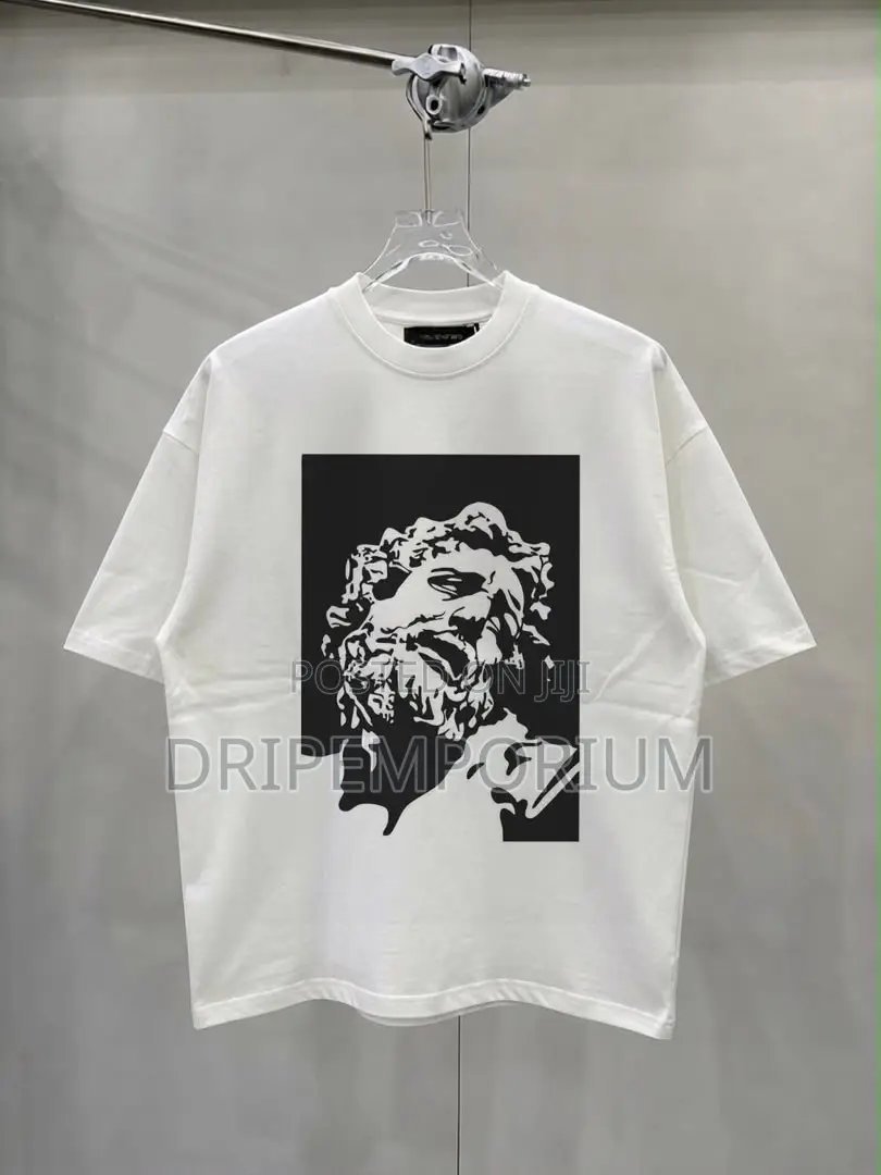GRAPHIC TEE’s