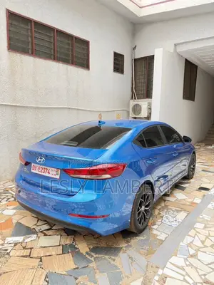 Hyundai Elantra Sport Sedan FWD (1.6L 4cyl 6M) 2017 Blue