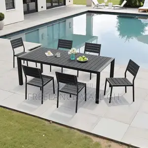 Outdoor Dining Unit