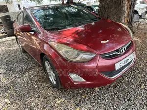 Hyundai Elantra Limited Sedan FWD (1.8L 4cyl 6A) 2013 Red