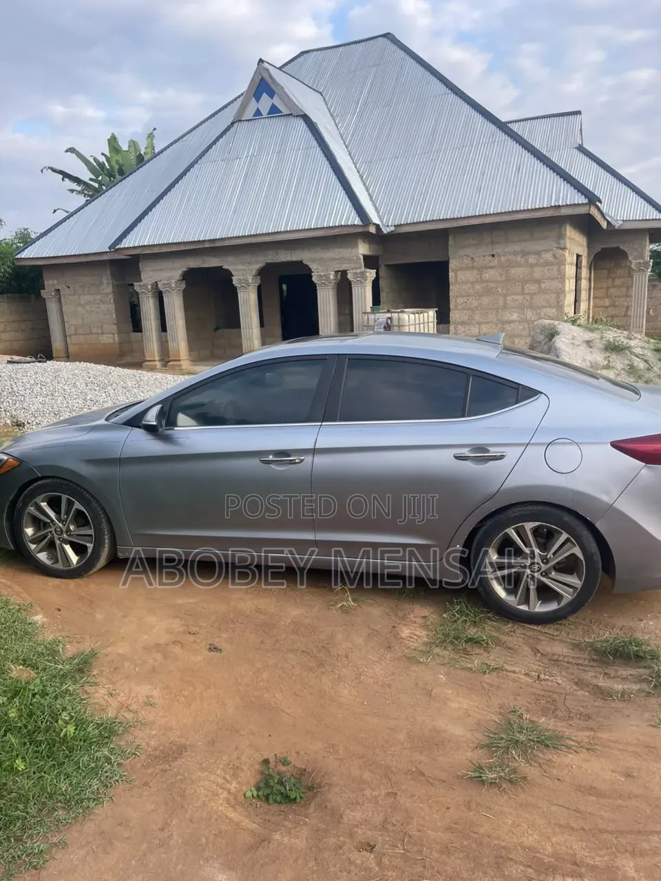 Hyundai Elantra Limited Sedan FWD (2.0L 4cyl 6A) 2017 Gray
