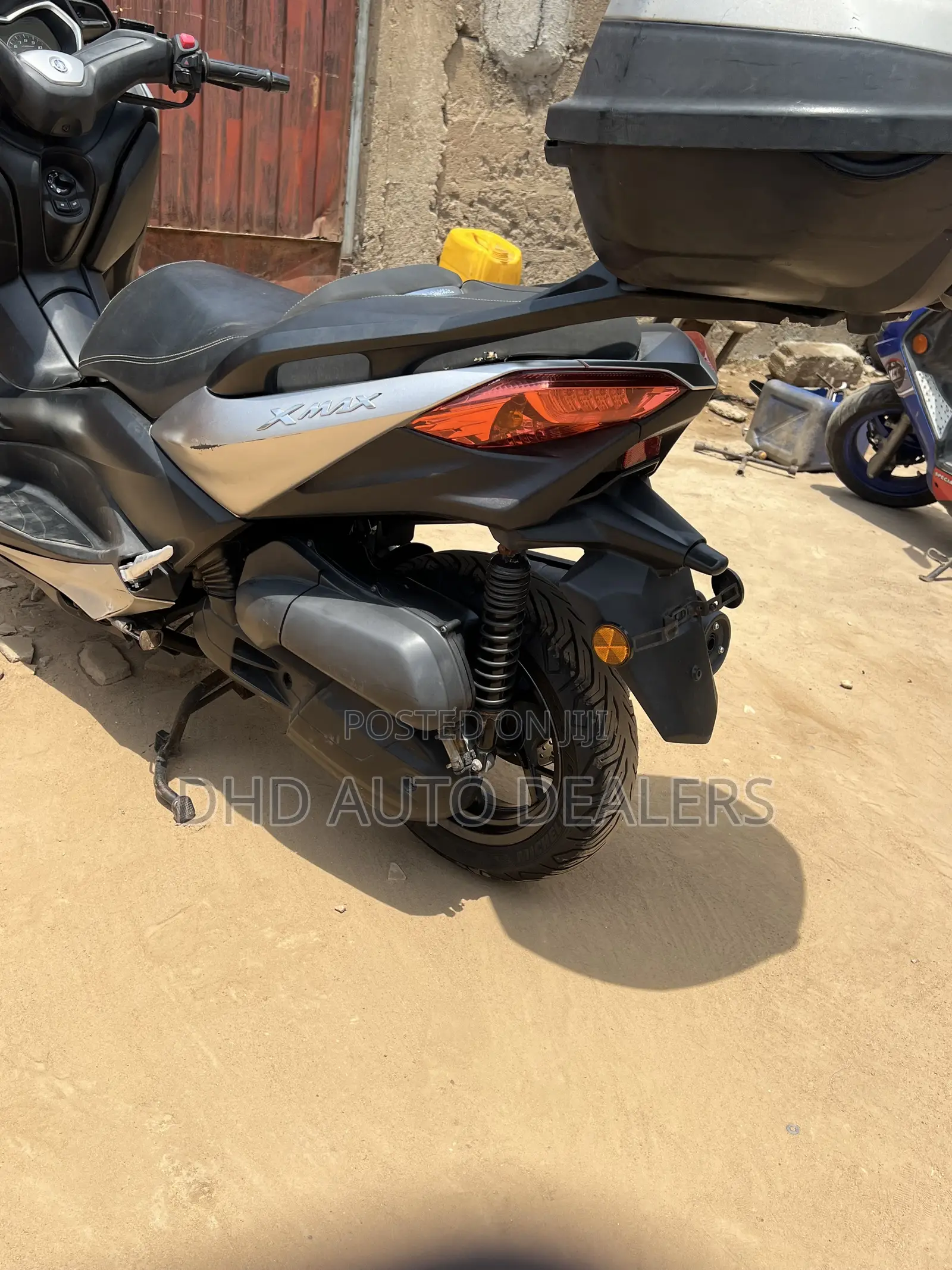 Yamaha 2020 Black