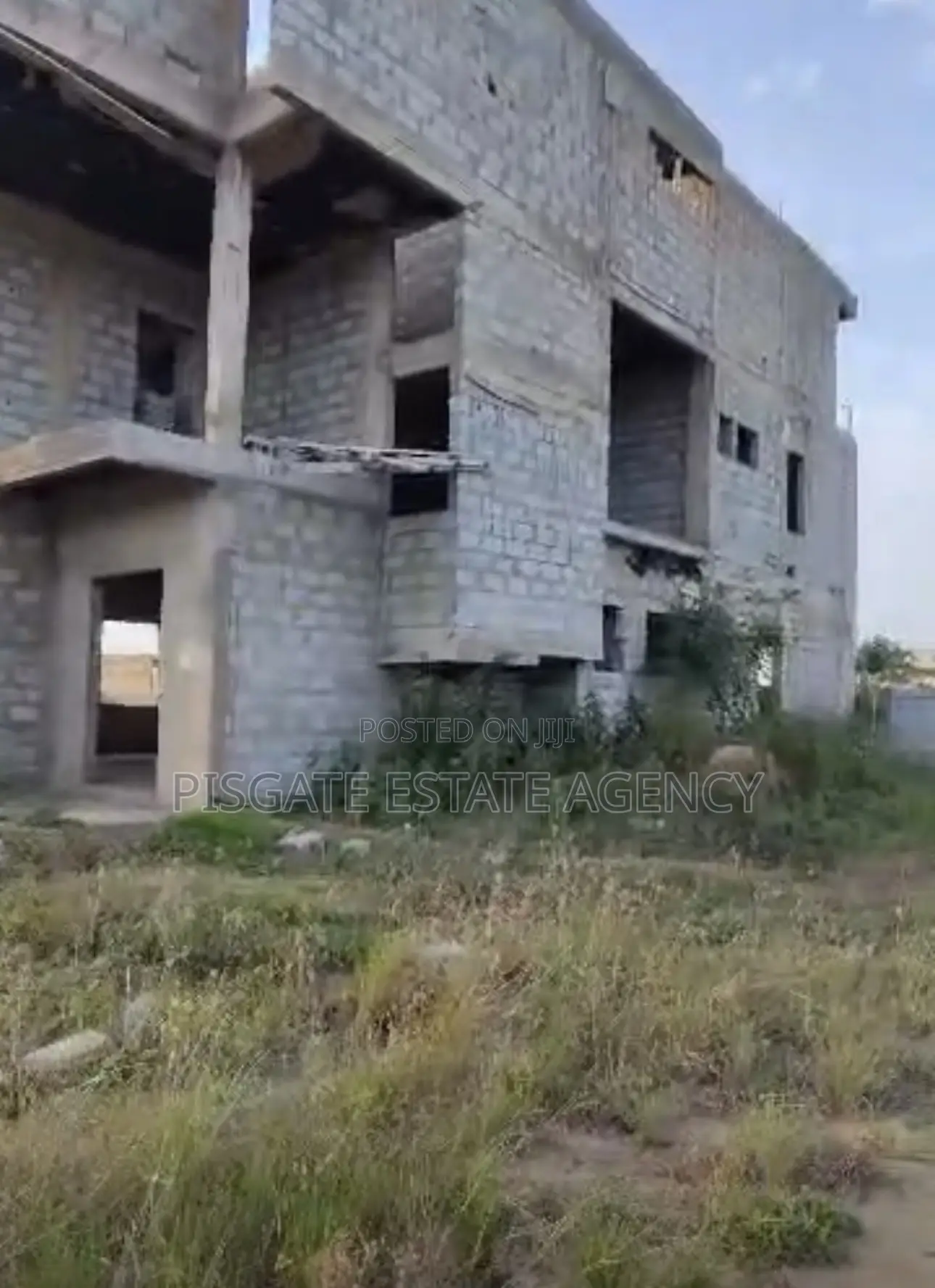 5bdrm House in Oyarifa for sale