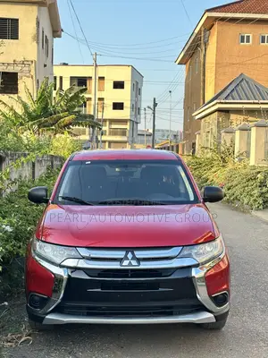 Mitsubishi Outlander 2017 Red