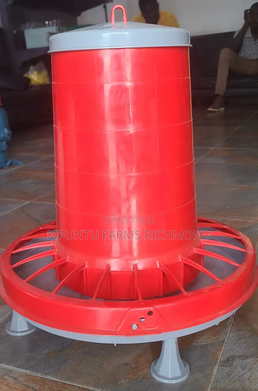 Compacta Feeders