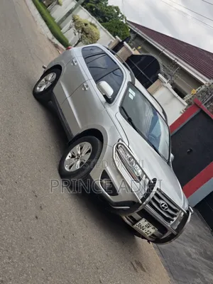 Hyundai Santa Fe GLS 2012 Silver