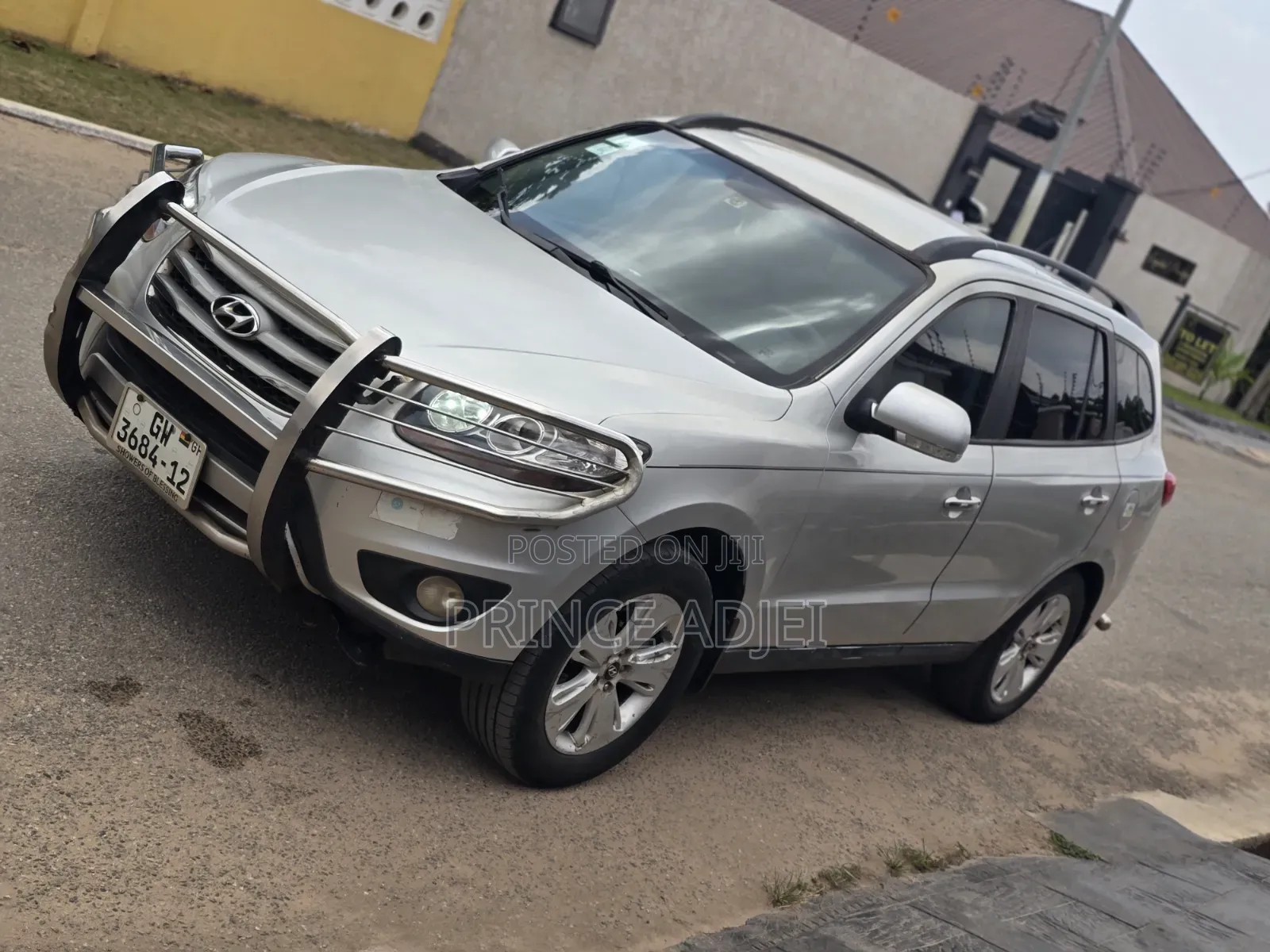 Hyundai Santa Fe GLS 2012 Silver